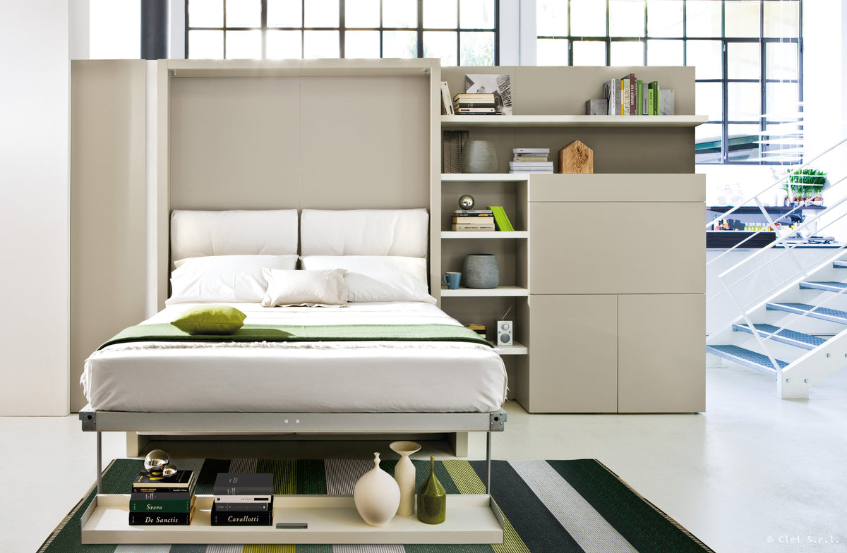 Lit escamotable Clei Nuovoliola 10 avec étagères intégrées, combinant espace de couchage et bureau dans un design moderne et fonctionnel
