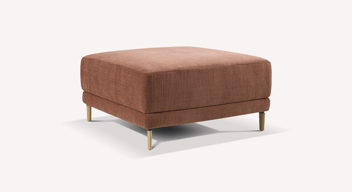 Pouf carré en tissu Nuvole litchi avec pieds métalliques, design moderne et minimaliste