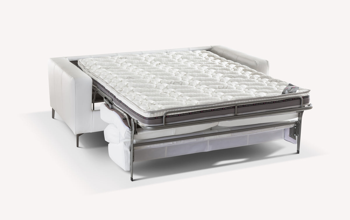 Canapé convertible Lisbona en cuir blanc avec matelas déplié