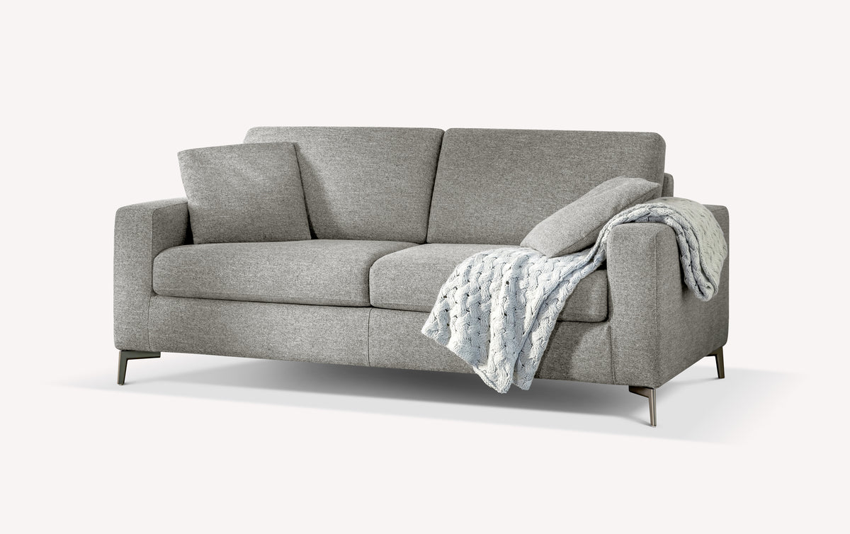 Canapé convertible Lisbona en tissu blend étain avec coussins et plaid gris
