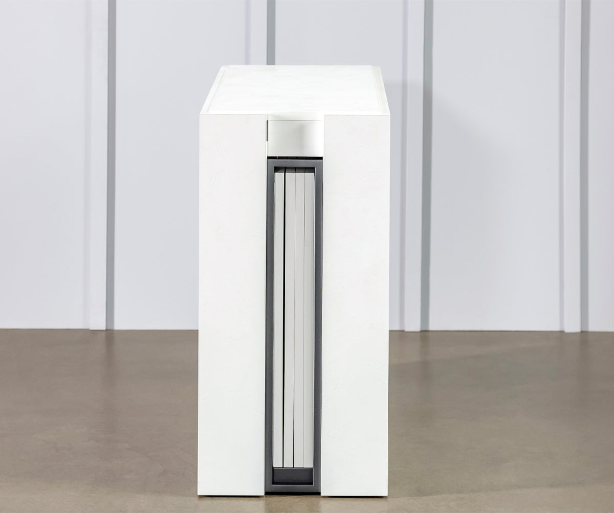 Table extensible moderne en COMPACT Mélaminé Bianco spatolato ouverte, adaptée aux petits espaces avec un design épuré et fonctionnel pour salle à manger.
