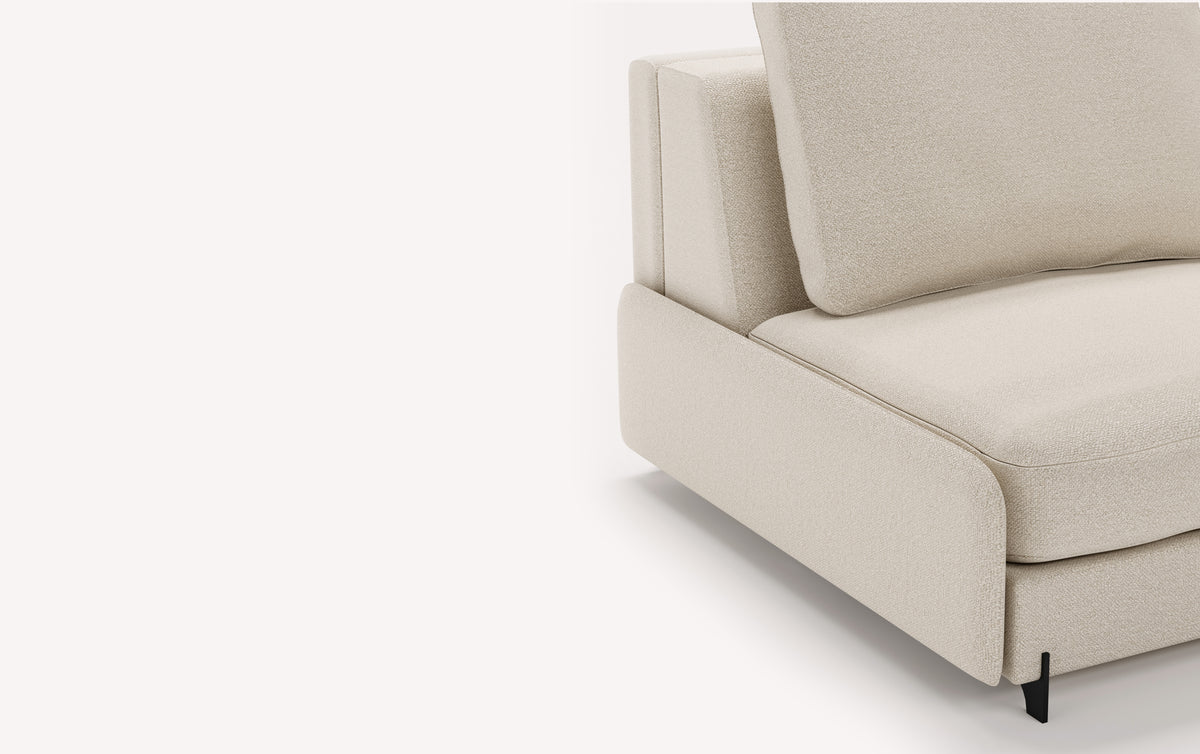 Accoudoir de canapé Nelly en tissu beige, design rectangulaire, avec coussin assorti