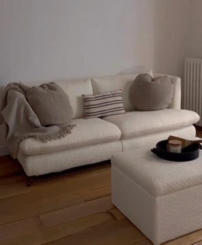 Canapé convertible King en bouclette blanche, chez @noholita