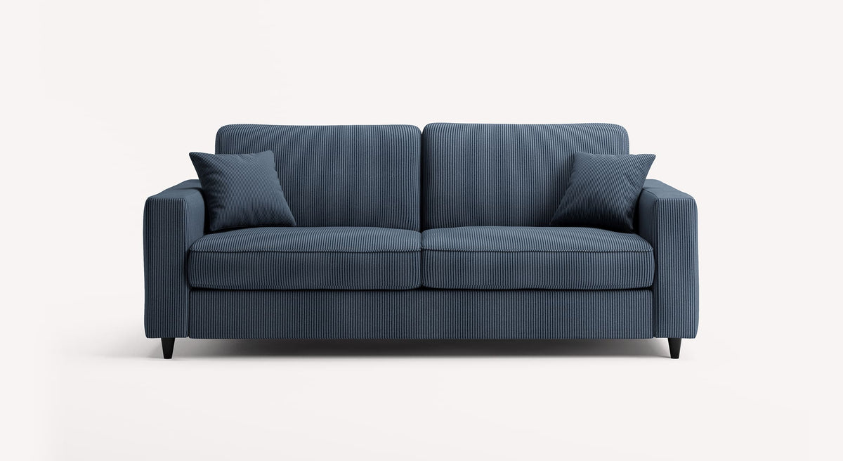 Canapé convertible Alba en tissu Lincoln bleu nuit, avec deux coussins assortis, vu de face
