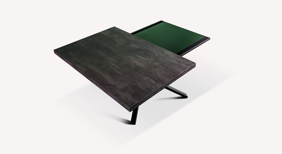 Table pliante moderne SHAZAM Mélaminé Pietra avec plateau effet pierre gris foncé et structure métallique noire, idéale pour gain de place et usage polyvalent.
