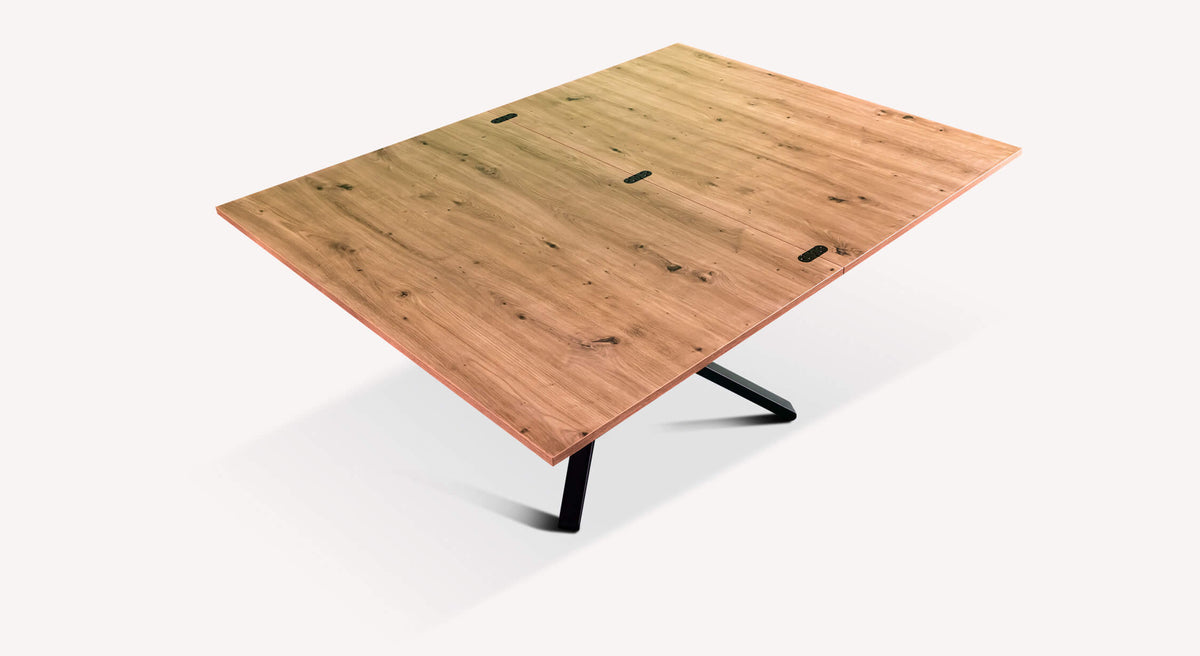 BOW sofa and SHAZAM table set