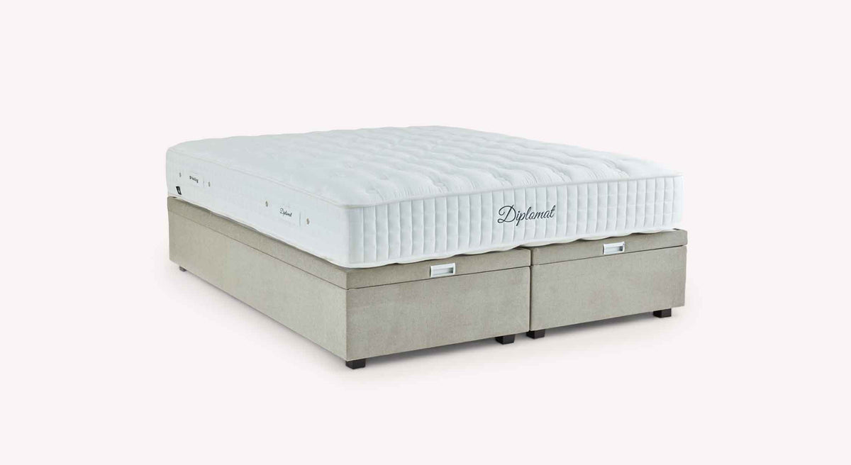 Pack lit coffre, matelas et tête de lit WARREN Guard Liver beige avec matelas épais et soutien ferme, idéal pour un couchage quotidien confortable et un rangement optimisé.